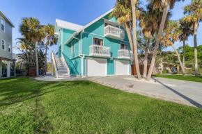 Newly Remodeled Five Bedroom Pool Home